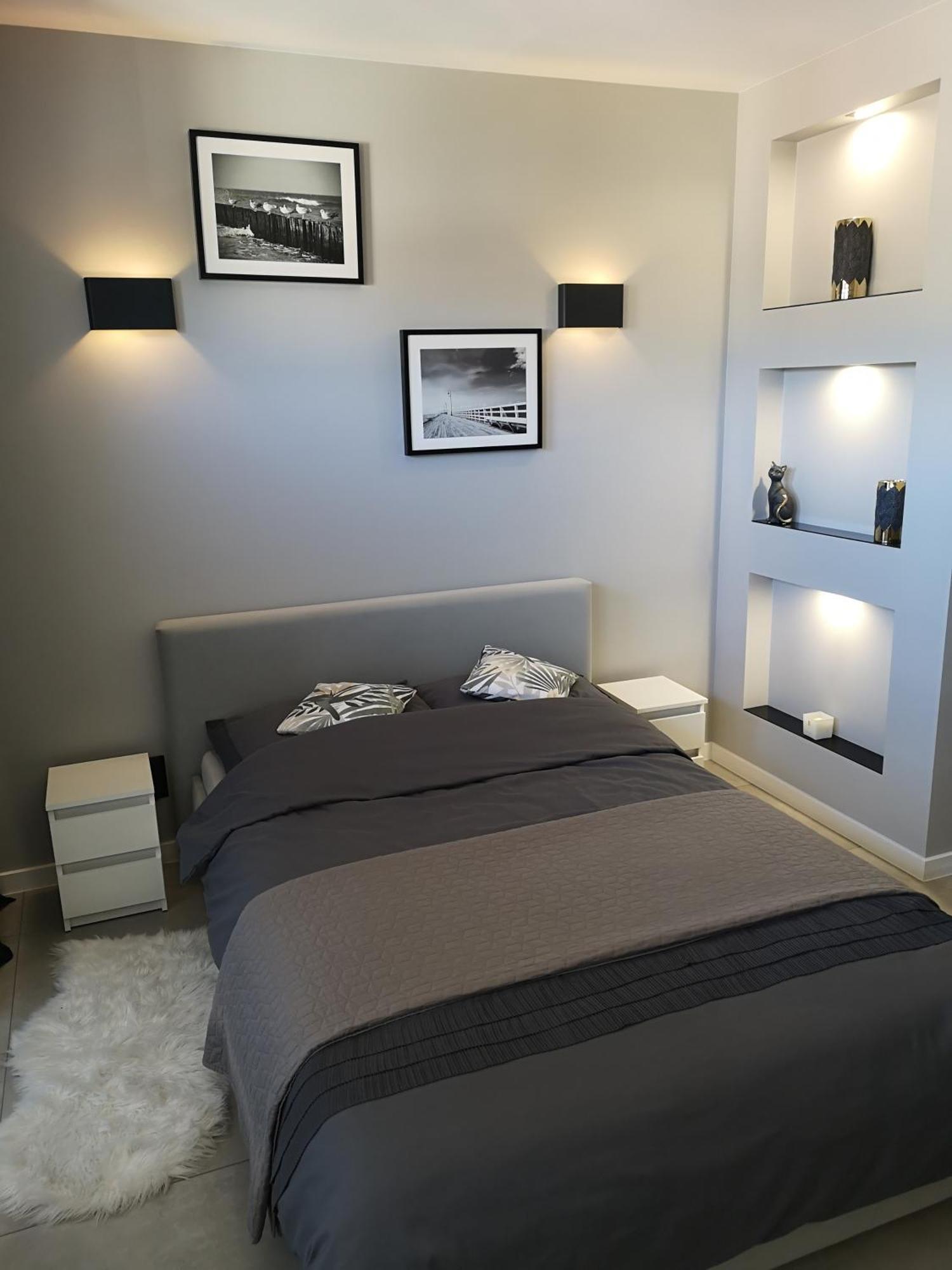 Grey Bezplatny Parking Apartment